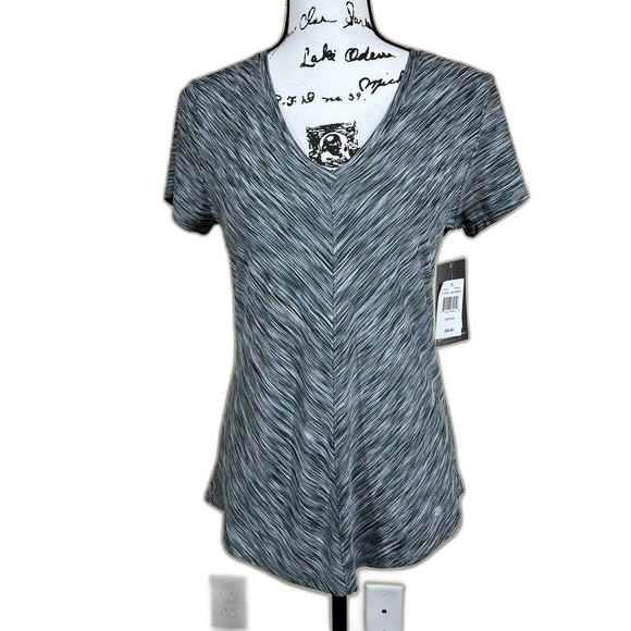 Bally Total Fitness gray top women active top gray short sleeve  size M gym yoga - Picture 4 of 12